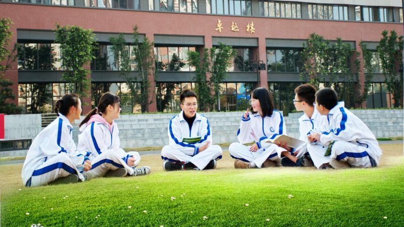中小企业电子科技定制开发：费用构成与优化策略